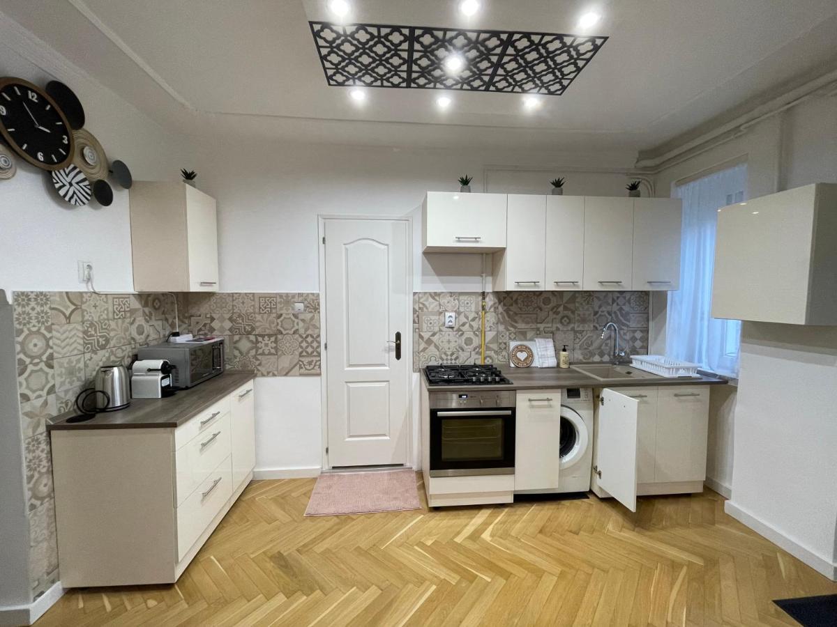 Season One Apartman Szeged Exterior photo